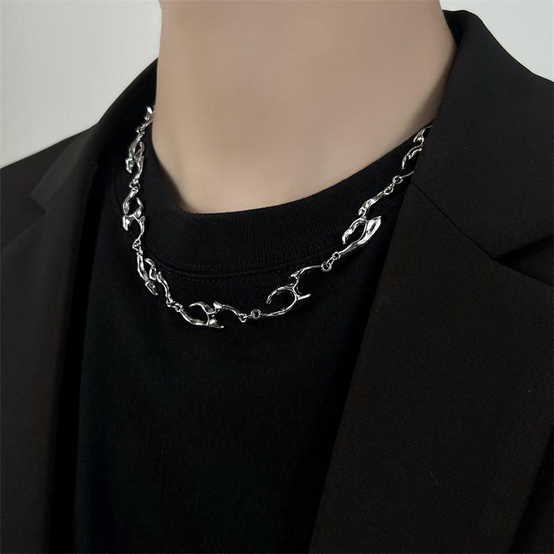 ไม่สม่ําเสมอรูปสร้อยคอโลหะStre - Street Fashion Trend 2025 บทวิจารณ์และราคา